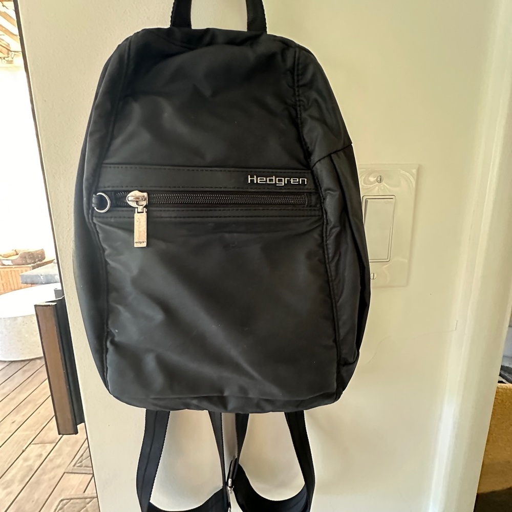 Hedgren Black Backpack - Picture 6 of 7